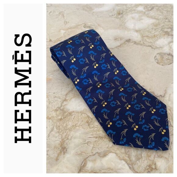 Hermes 100% Silk Tie Floral Blue Dianthus - Picture 1 of 12